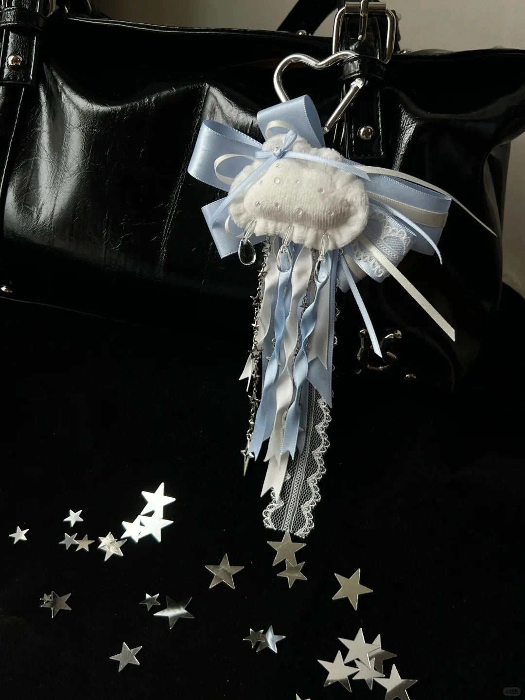 Sweet Sky Theme White Blue Ribbon Cloud Tassel Decorative Lapel Pin
